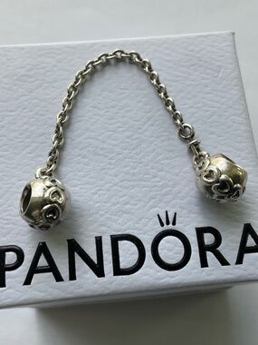 Pandora Silver Heart Safety Chain Bracelet Accent
